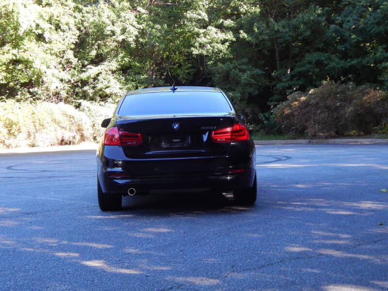 2018 BMW 3 Series 320i