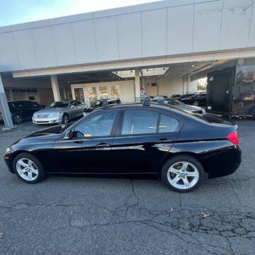 2013 BMW 3 Series 320i