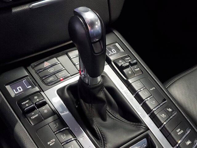 2017 Porsche Macan S