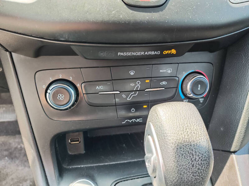 2017 Ford Focus S
