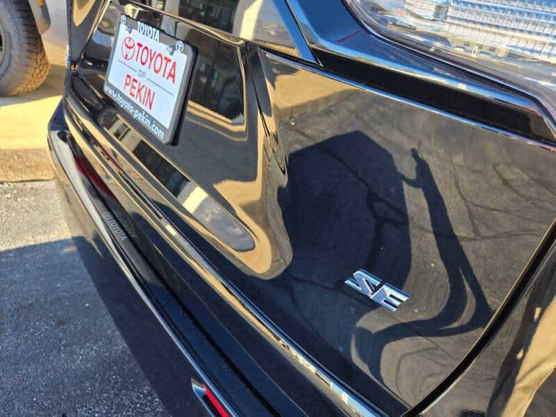 2024 Toyota RAV4 Prime SE