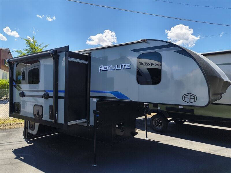 2025 Palomino REAL LITE 2114