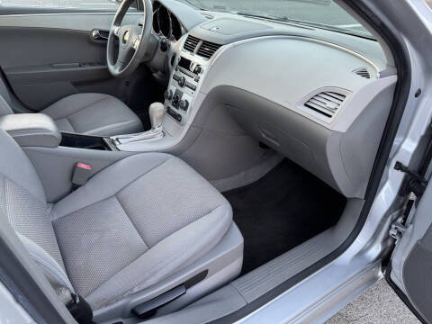 2011 Chevrolet Malibu LS