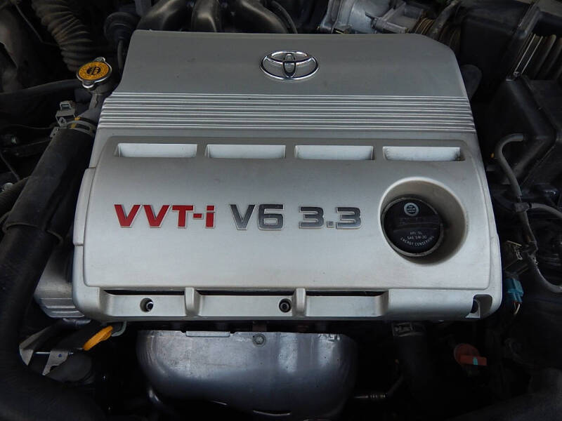 2004 Toyota Camry SE V6