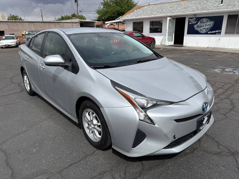 2016 Toyota Prius Three