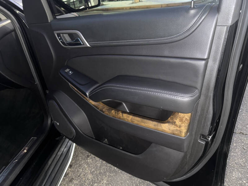 2016 GMC Yukon Denali