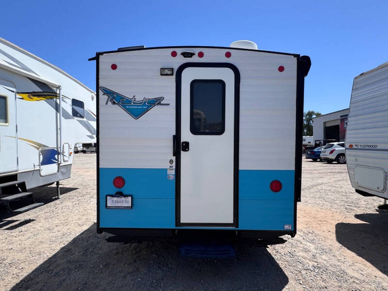 2023 Riverside RV Retro 135