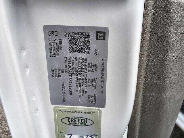 2025 GMC Savana 2500