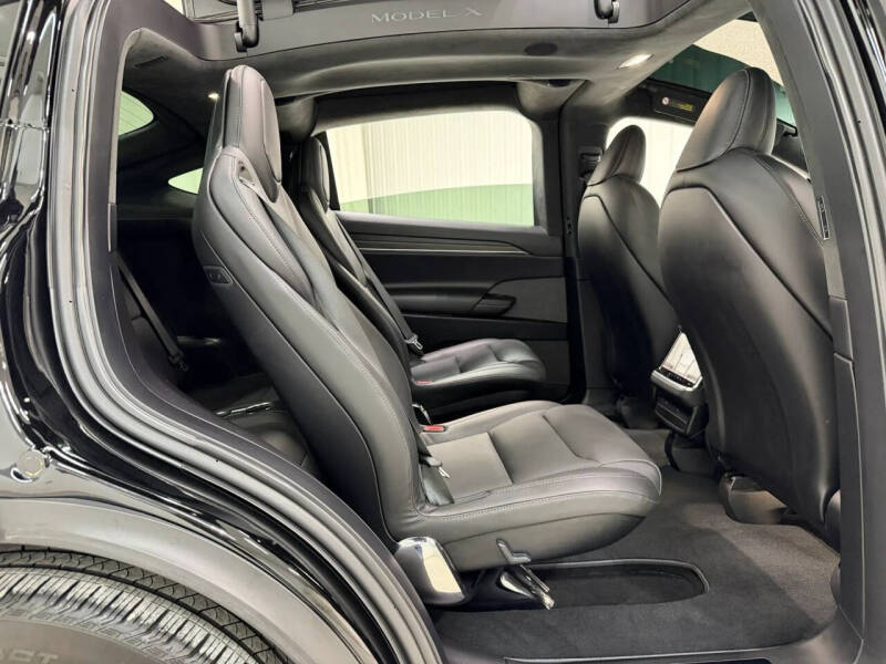 2023 Tesla Model X Standard Range