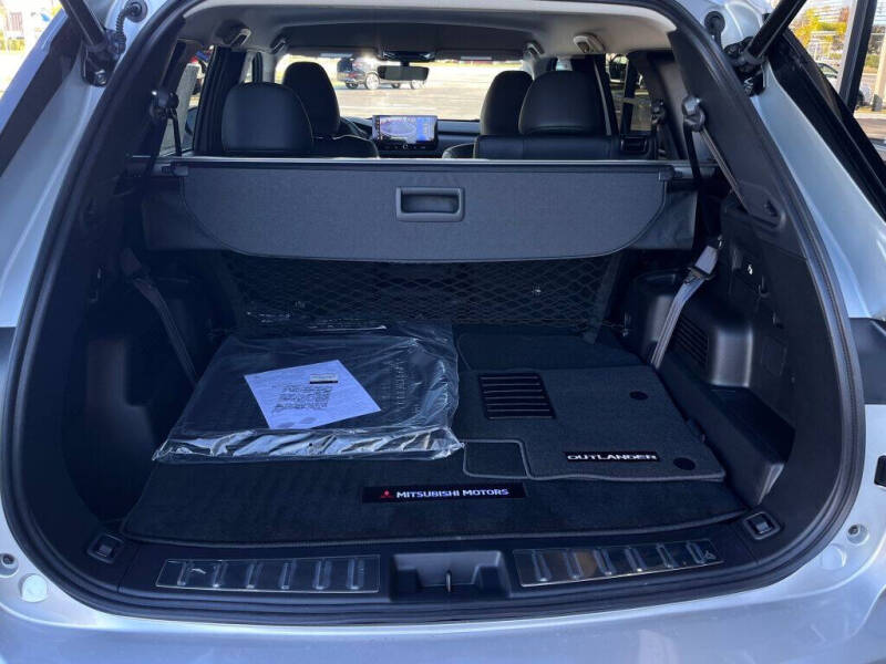 2026 Mitsubishi Outlander SE