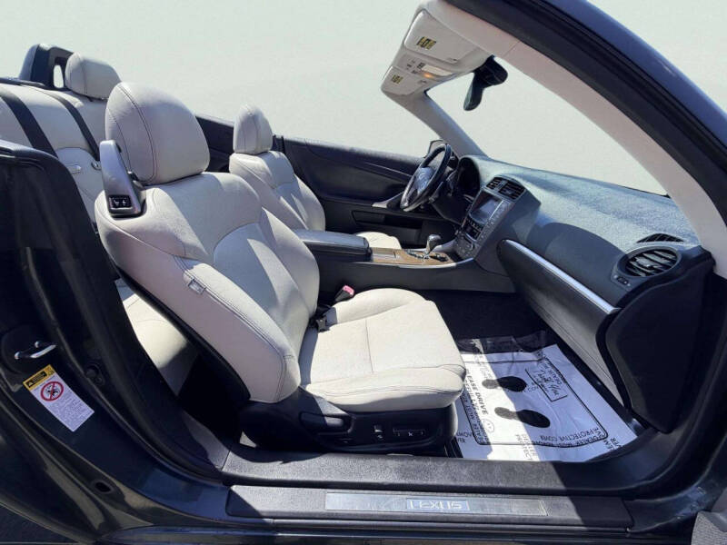 2011 Lexus IS 250C