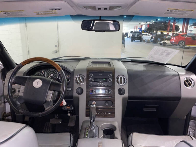 2008 Lincoln Mark LT