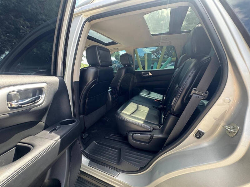 2019 Nissan Pathfinder Platinum