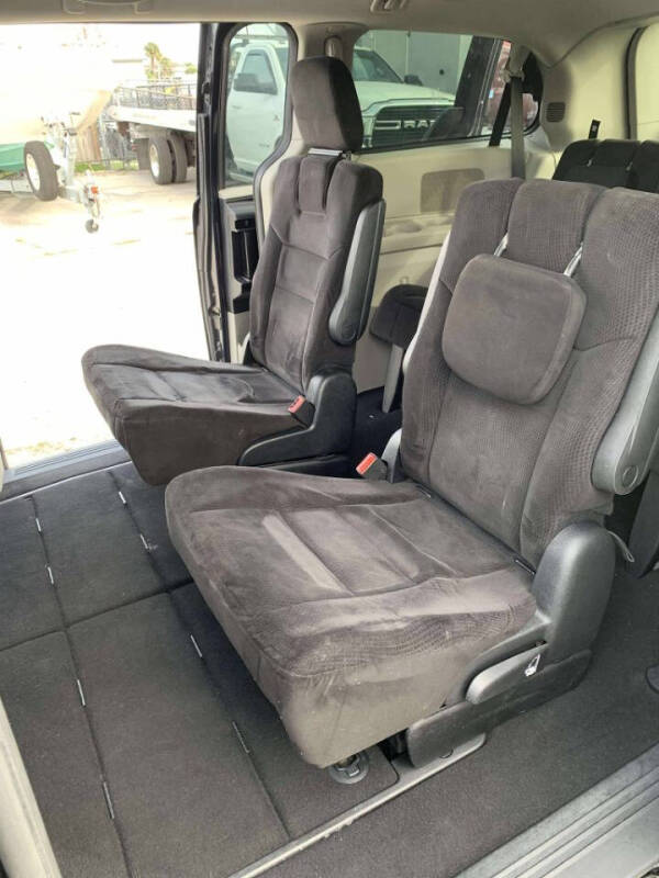 2014 Dodge Grand Caravan SE