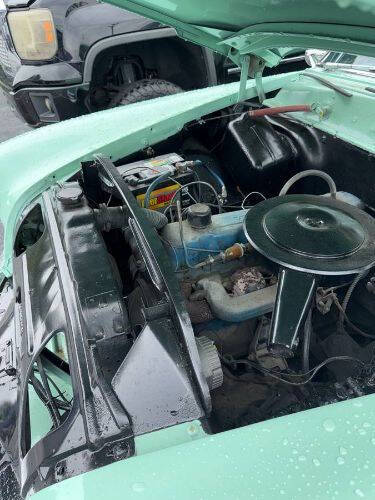 1953 Kaiser Manhattan