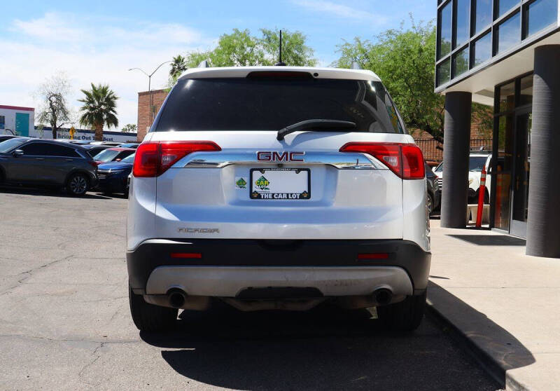 2018 GMC Acadia SLE-2