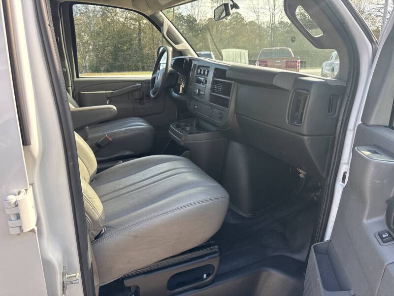 2017 Chevrolet Express 2500