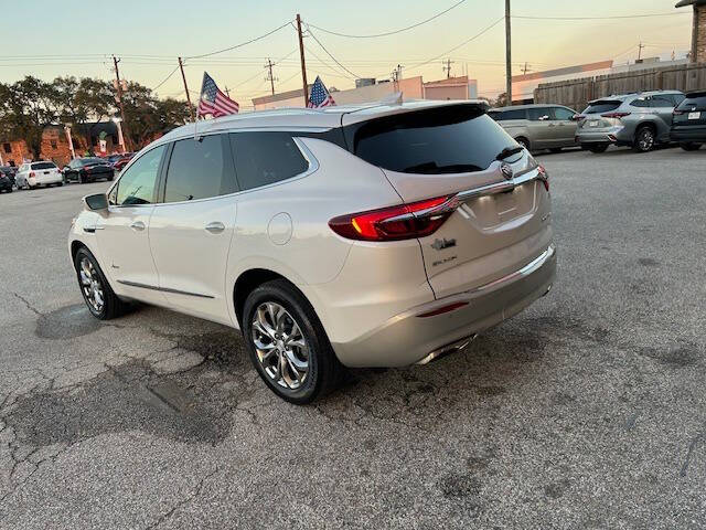 2018 Buick Enclave Avenir