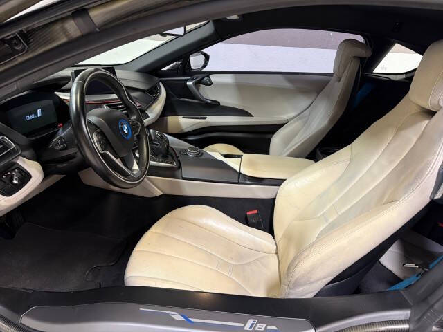 2015 BMW i8