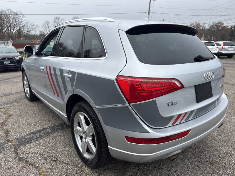 2011 Audi Q5 2.0T quattro Premium Plus