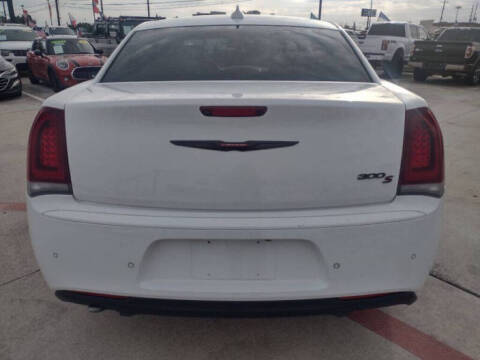 2021 Chrysler 300 S V6