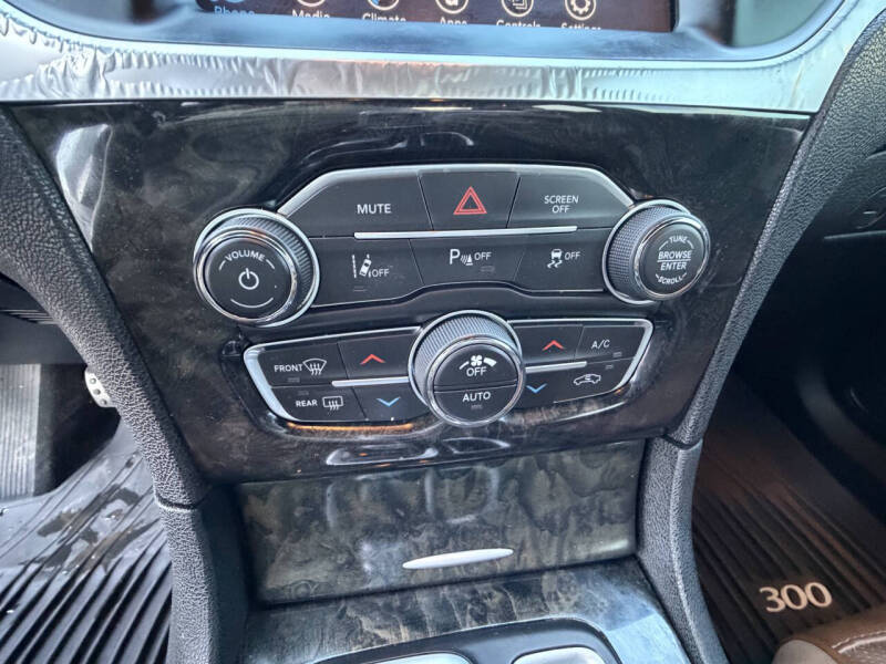 2020 Chrysler 300 Limited