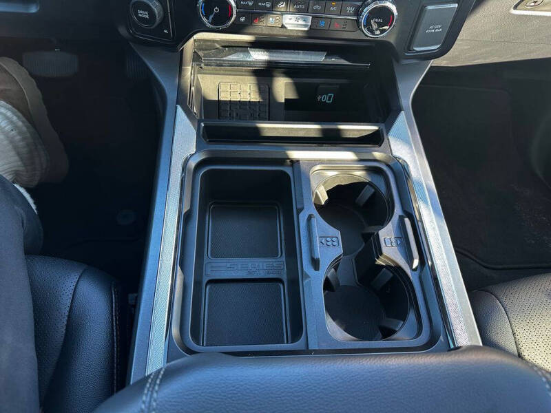 2025 Ford F-350 Super Duty Lariat