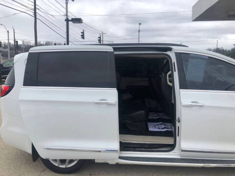 2017 Chrysler Pacifica