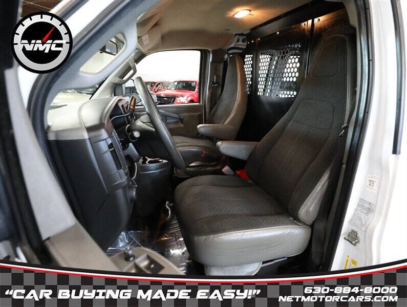 2022 Chevrolet Express 2500