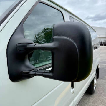 2011 Ford E-350