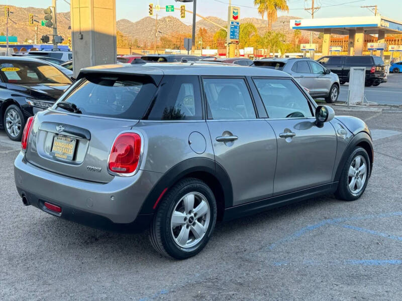 2017 MINI Hardtop 4 Door Cooper