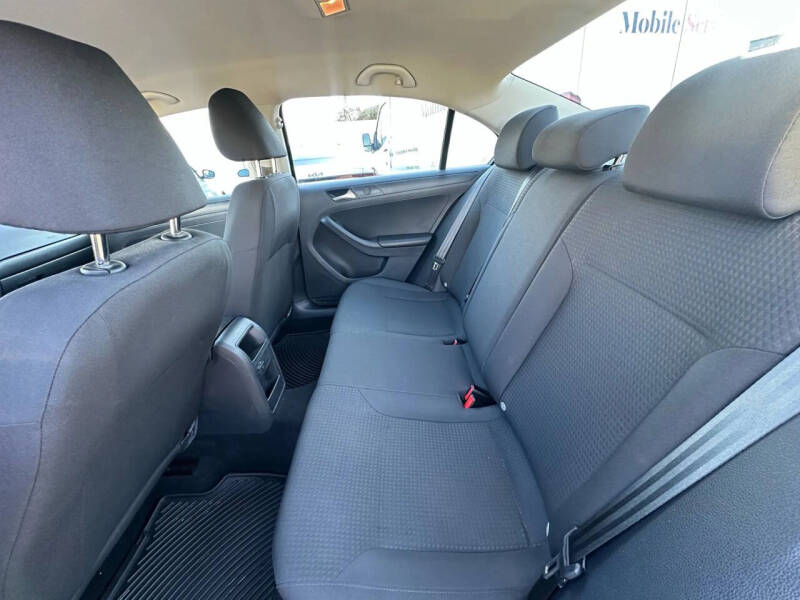 2016 Volkswagen Jetta