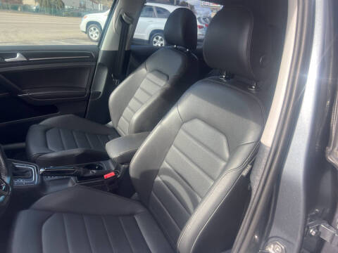 2015 Volkswagen Golf TSI SEL