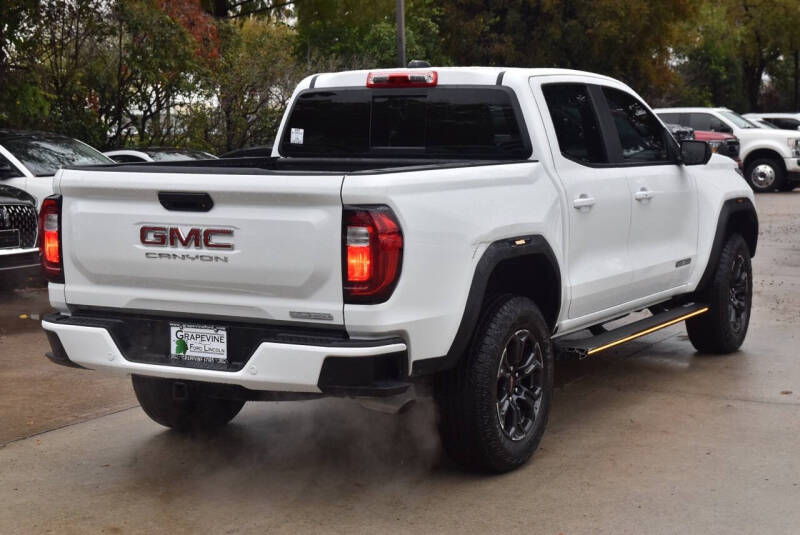 2024 GMC Canyon Elevation