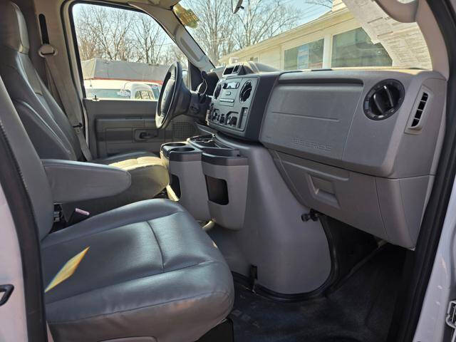 2012 Ford E-Series E-350 SD