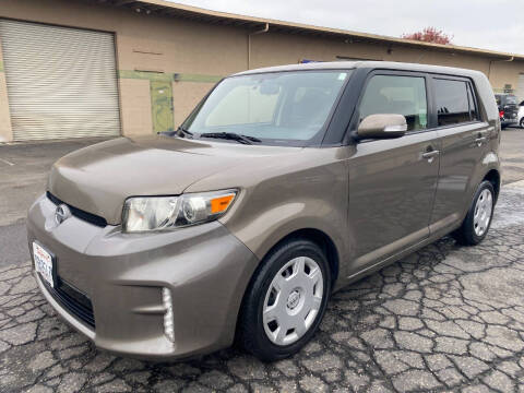 2013 Scion xB 10 Series