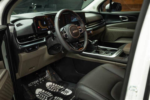 2026 Kia Carnival LXS