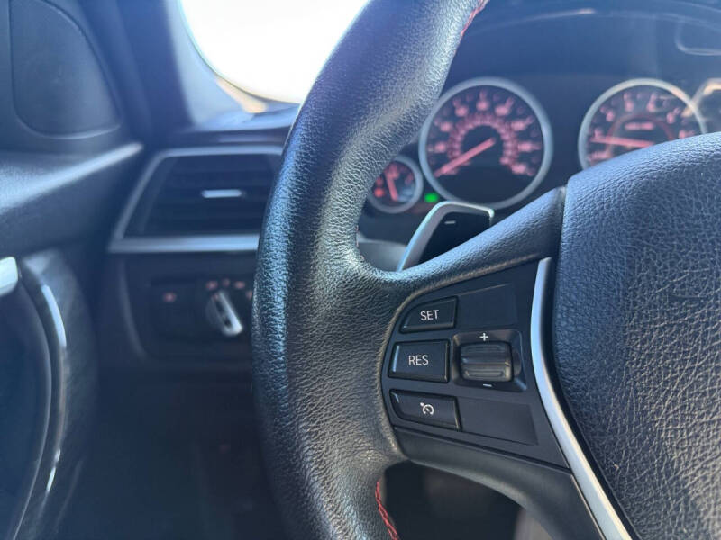 2017 BMW 3 Series 330i