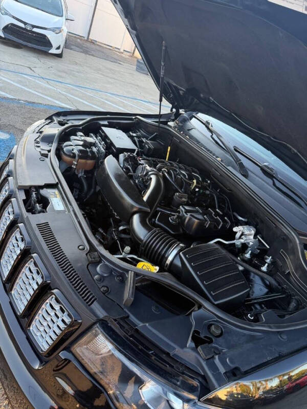 2019 Jeep Grand Cherokee Altitude