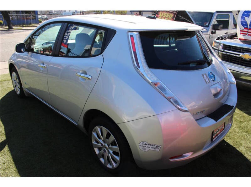 2014 Nissan LEAF