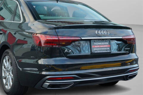 2022 Audi A4 quattro Premium 40 TFSI