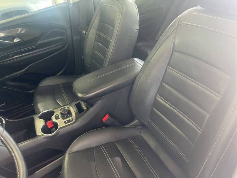 2022 GMC Terrain Denali