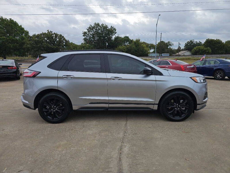 2024 Ford Edge SE