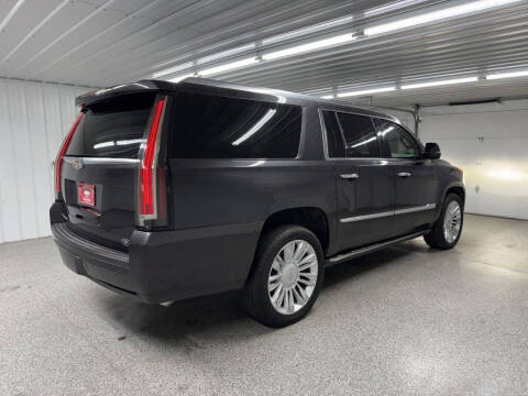 2016 Cadillac Escalade ESV Platinum