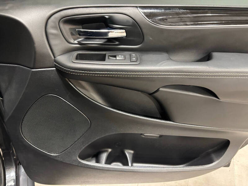 2016 Dodge Grand Caravan SXT