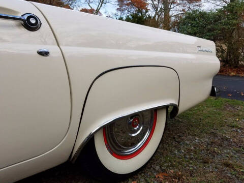 1955 Ford Thunderbird