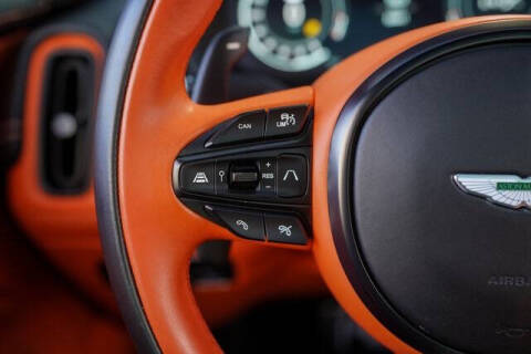 2022 Aston Martin DBX