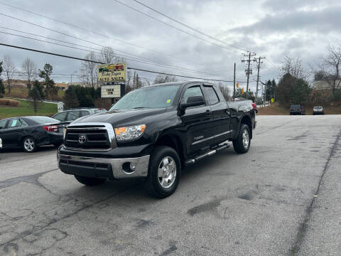 2013 Toyota Tundra Grade