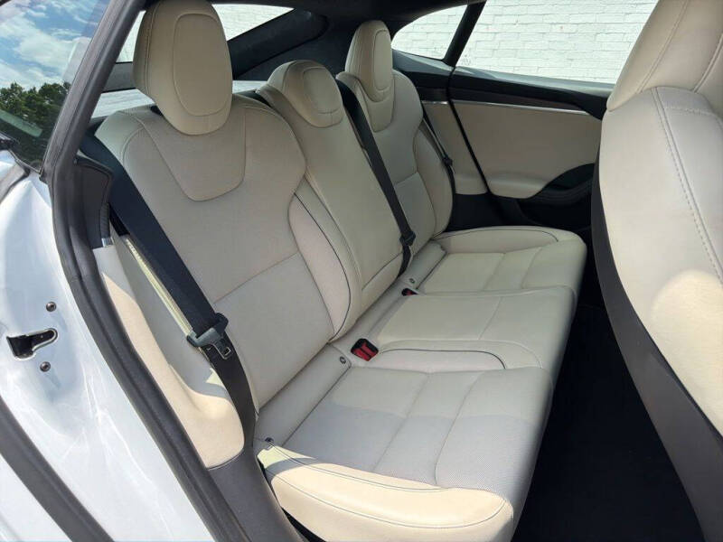 2021 Tesla Model S Plaid