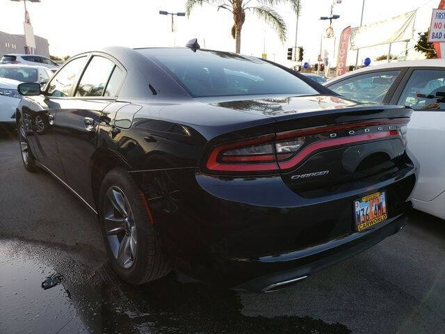2017 Dodge Charger SXT